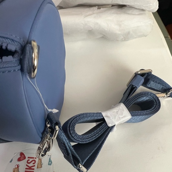 LULULEMON Knit Nylon Mini Barrel Duffle Bag 5L in Oasis Blue *RARE* NWT - Picture 11 of 16